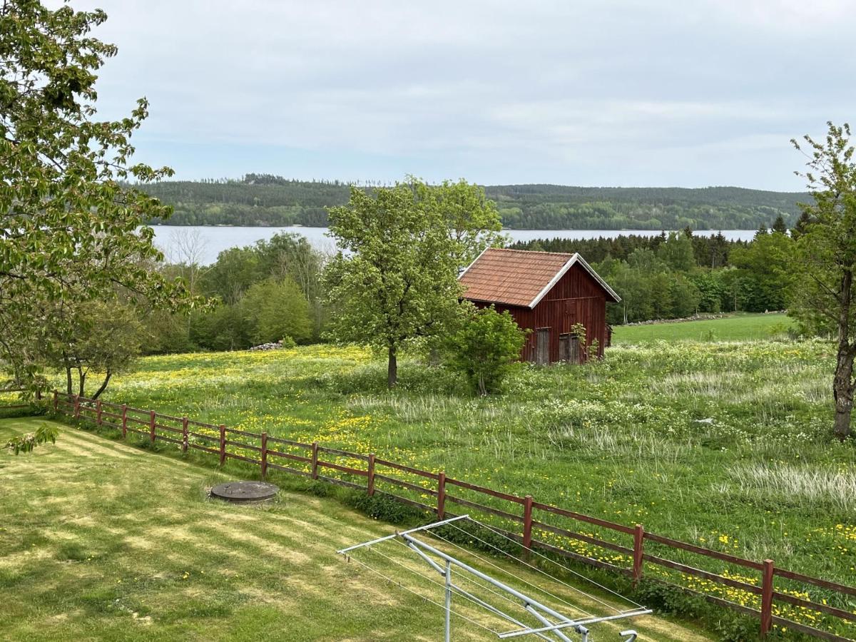 Cozy Red Cottage In The Countryside Outside Vimmerby Gullringen المظهر الخارجي الصورة